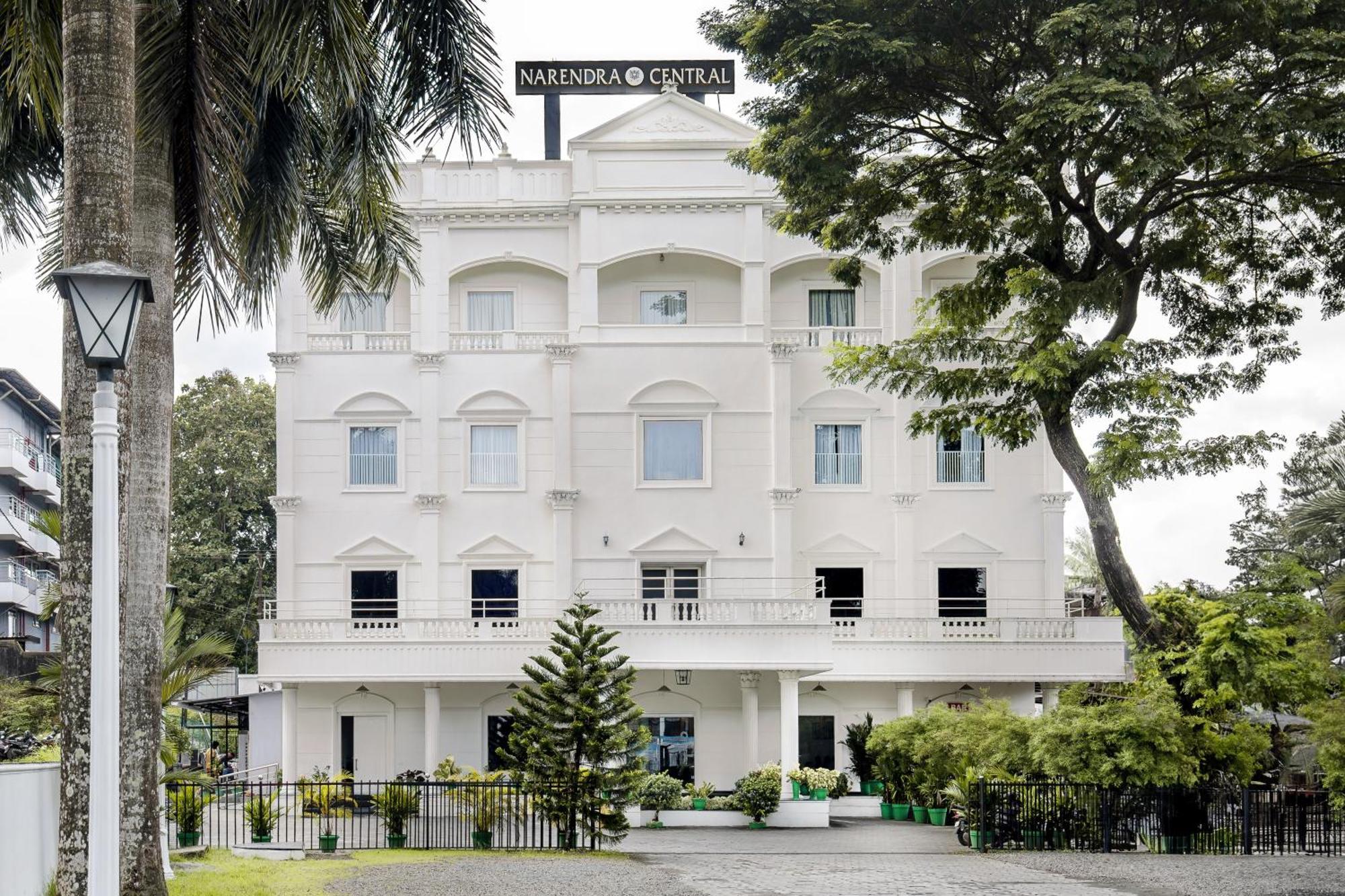 Hotel Narendra Central Muvattupuzha Exterior foto